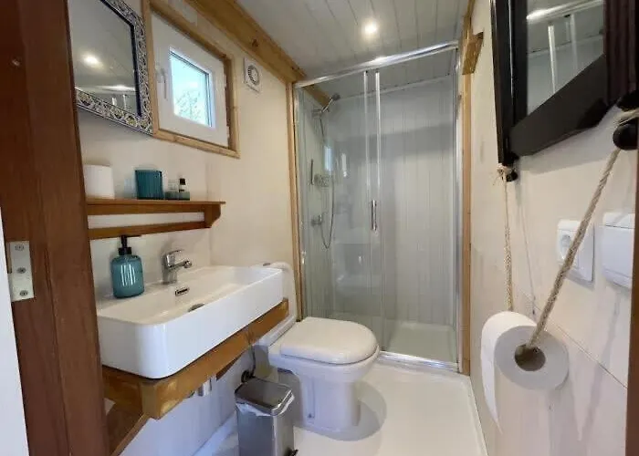 Da Silva Surfcamp, Tiny House Luna Casa de Férias Lourinhã