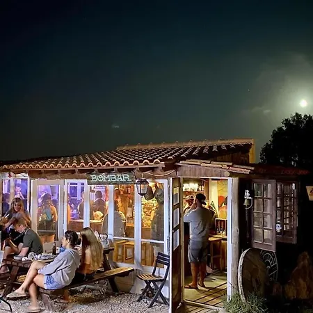Da Silva Surfcamp, Tiny House Luna Holiday home
