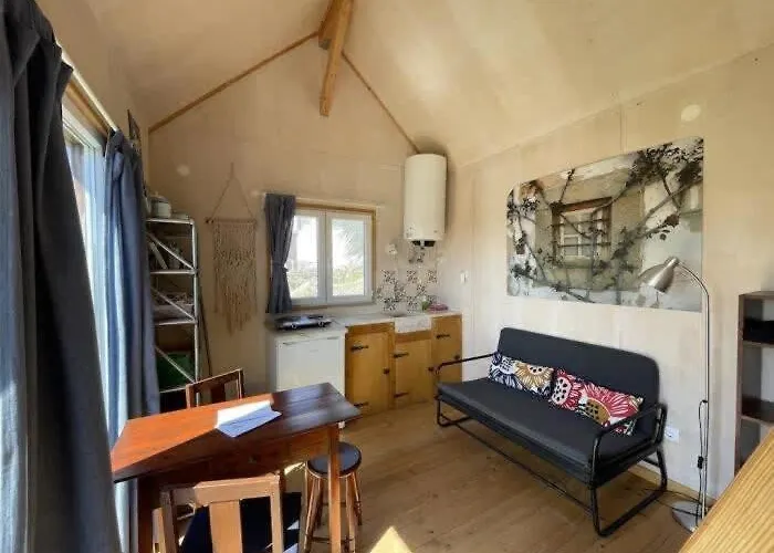 Da Silva Surfcamp, Tiny House Luna 度假居